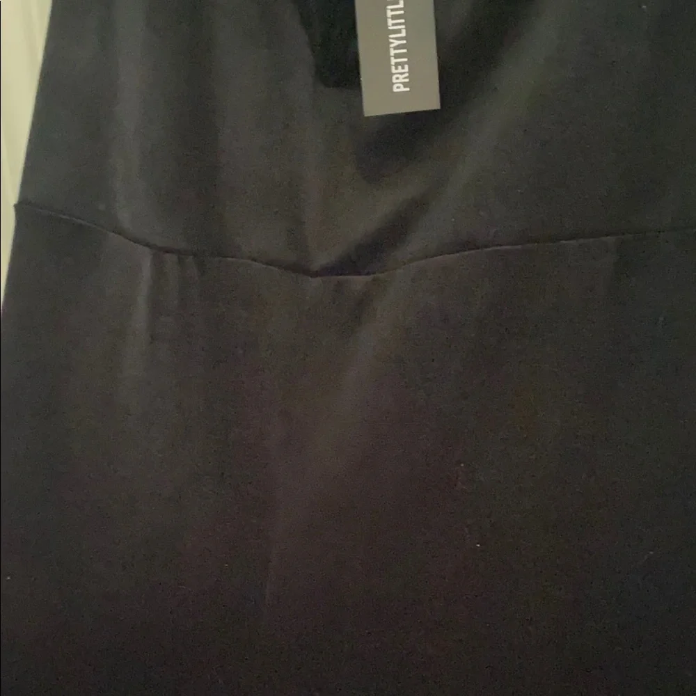 NWT PrettyLittleThing Black Velvet Jumpsuit sz 16 - Picture 6 of 9